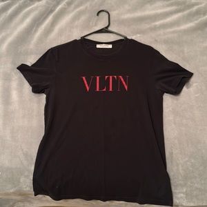Valentino Garavani black t-shirt S size for WOMEN (great conditions)